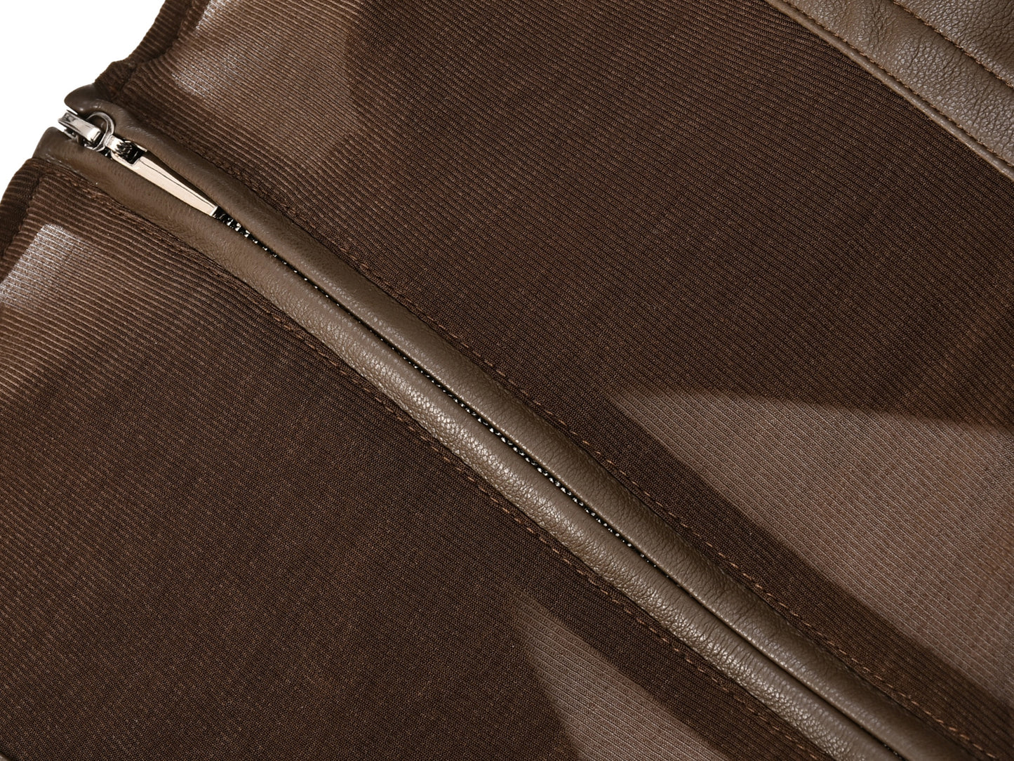 GIAY TOP in brown