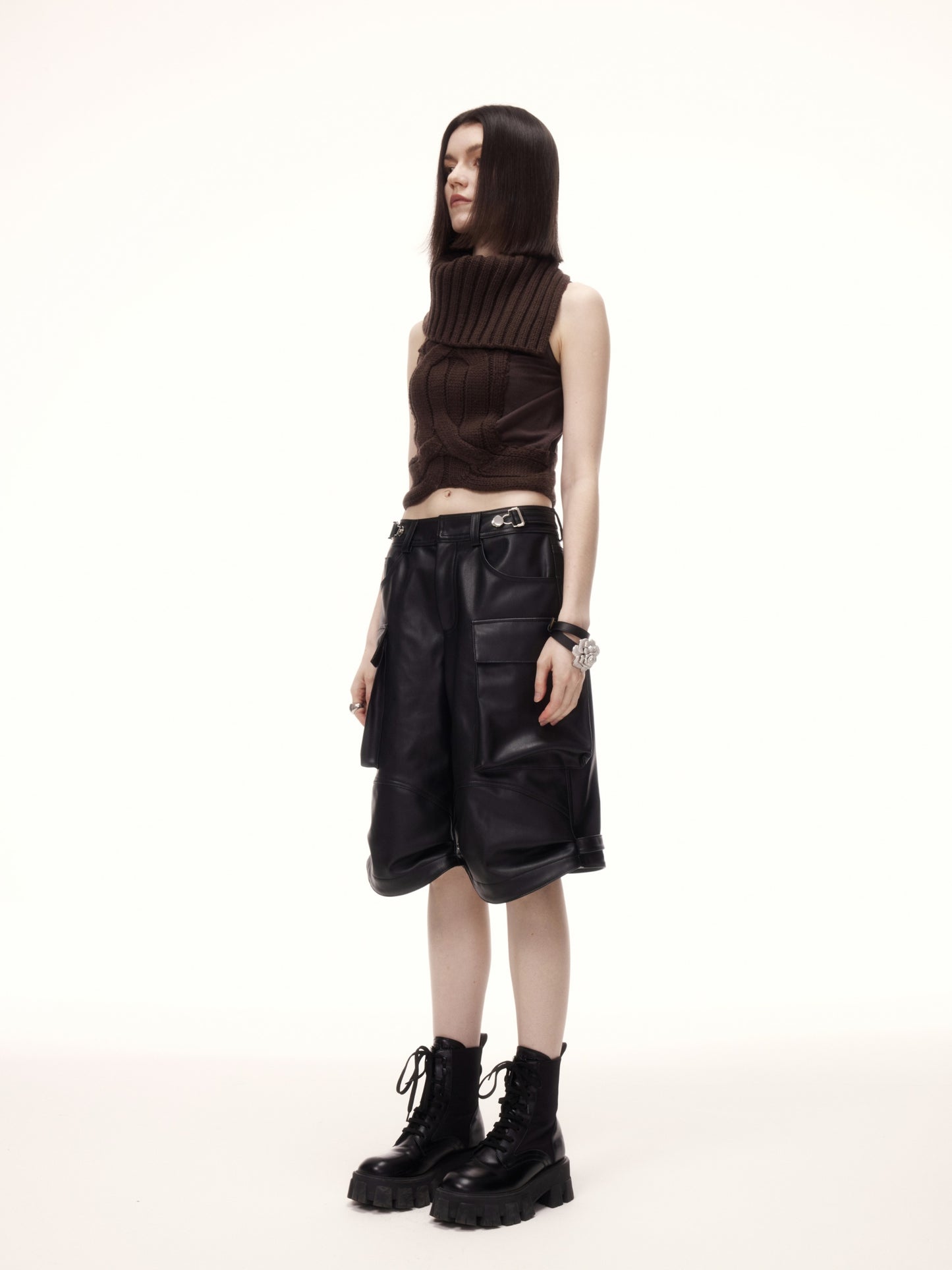KOSY MIDI TROUSERS in black