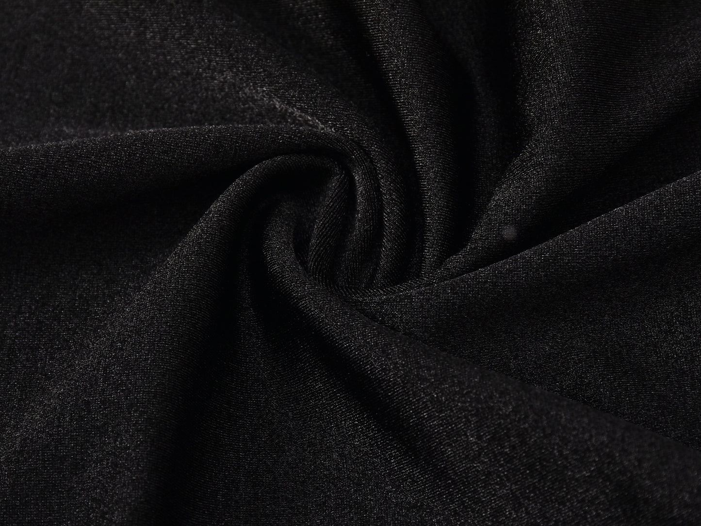 DUEC TOP in black