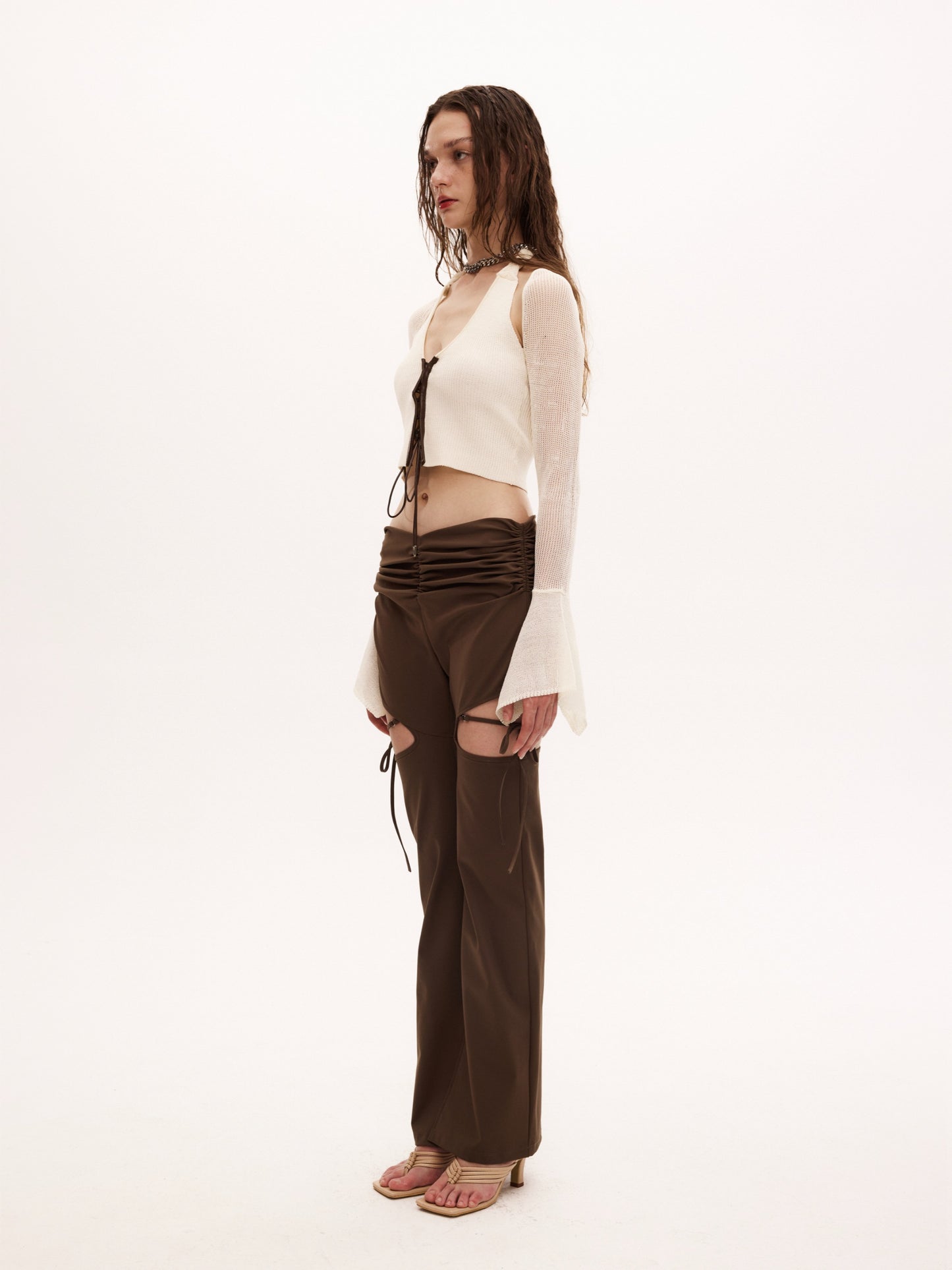 WAON TROUSERS in brown