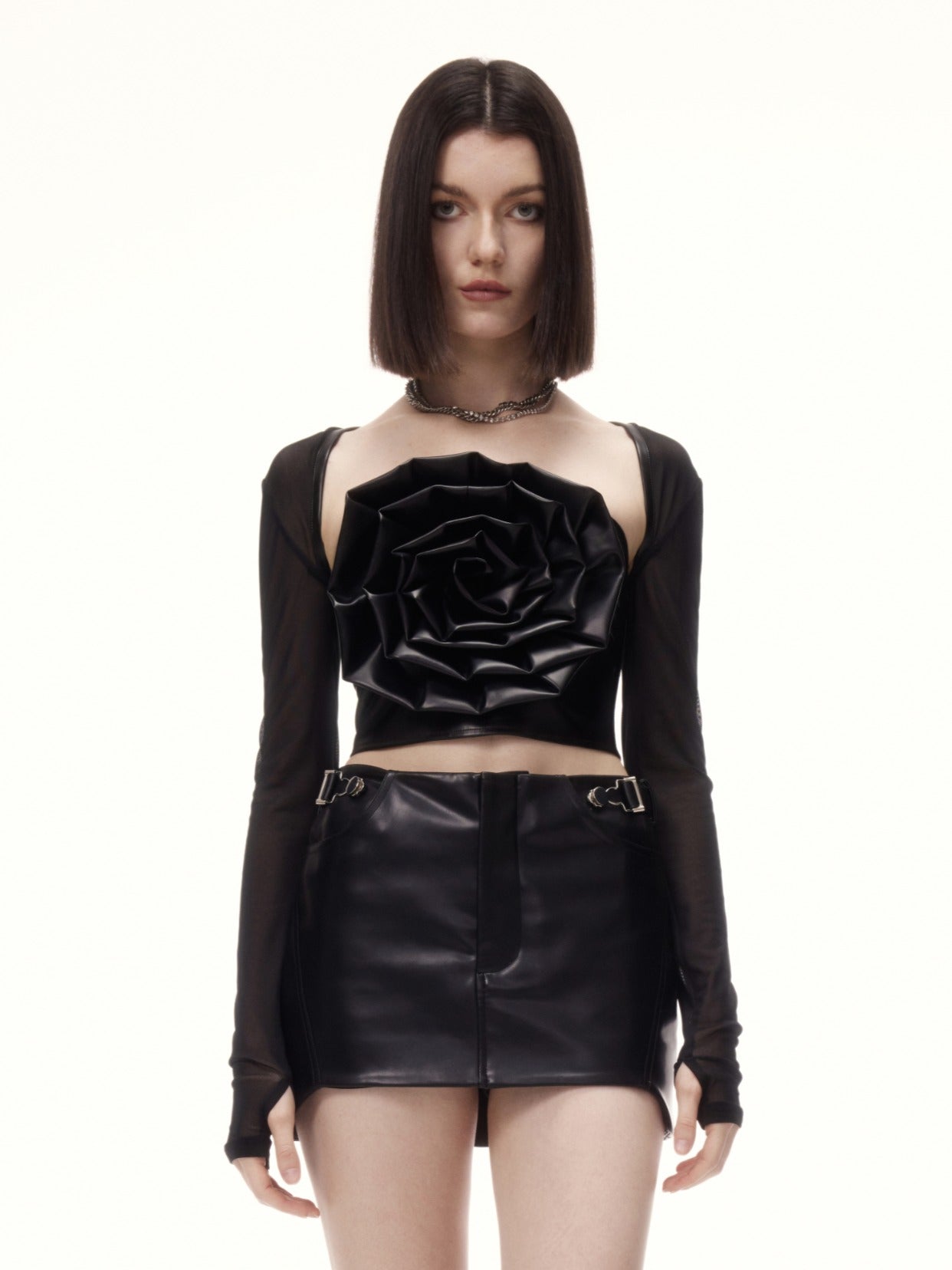 ROSEES TOP in black