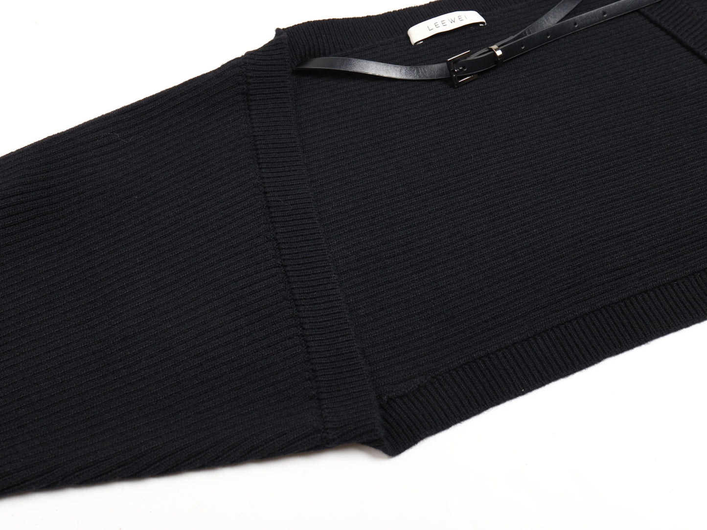 KENCU SHAWL in black