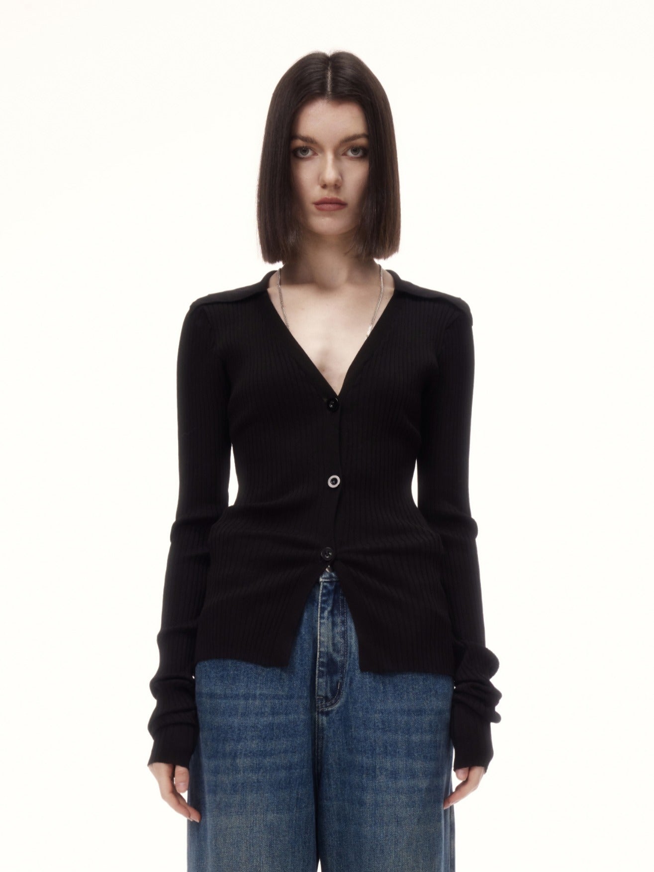 MIGQ TOP in black