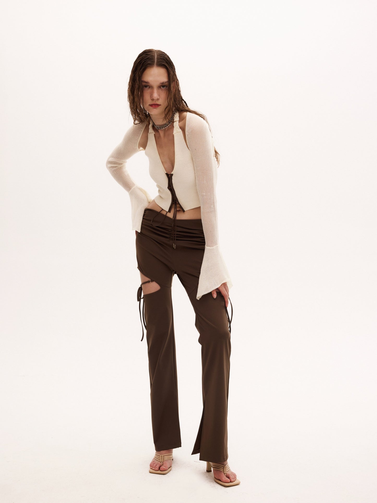 WAON TROUSERS in brown