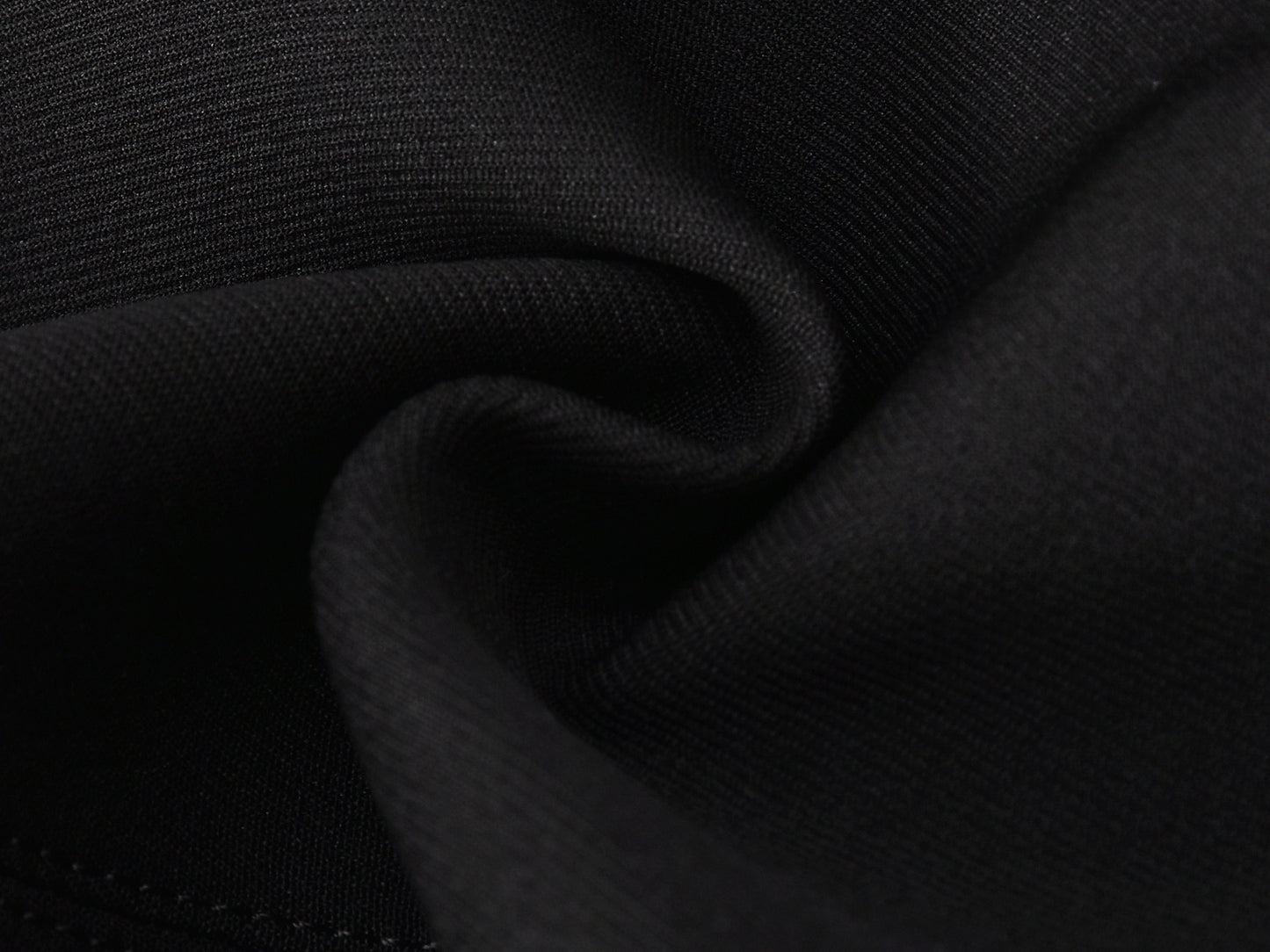 CALLA TOP in black