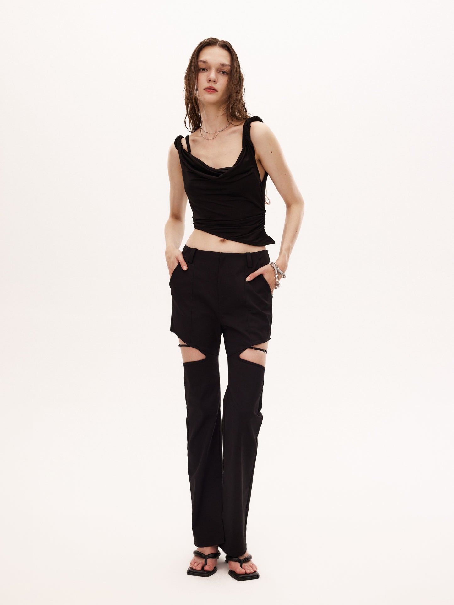 DALII TOP in black