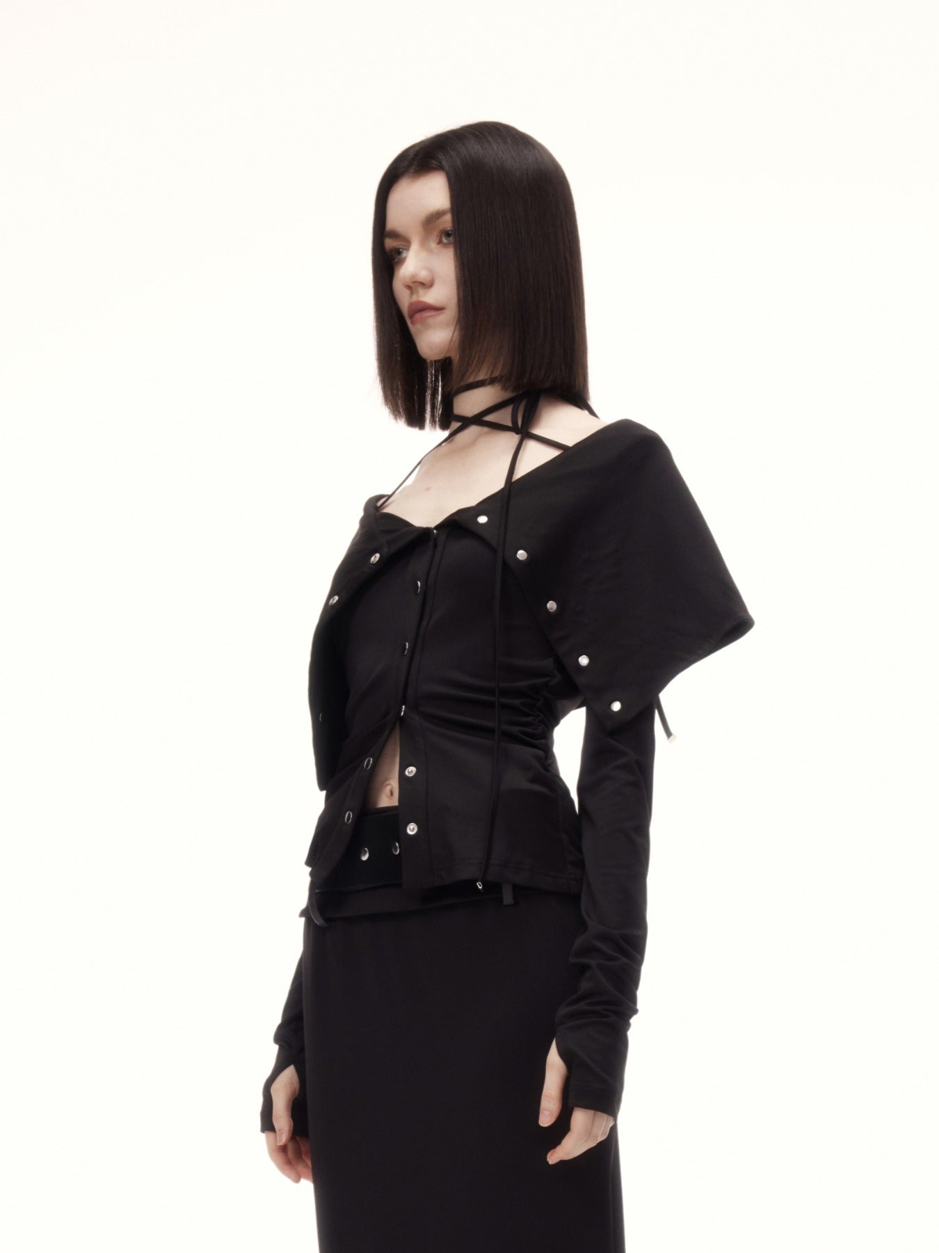 TONG TOP in black
