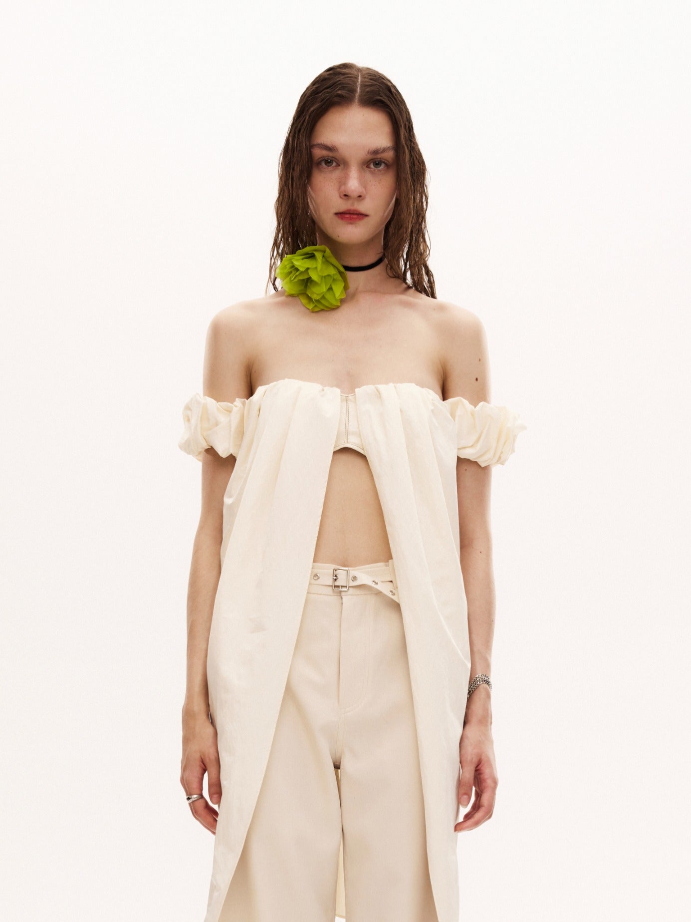 PION TOP in cream