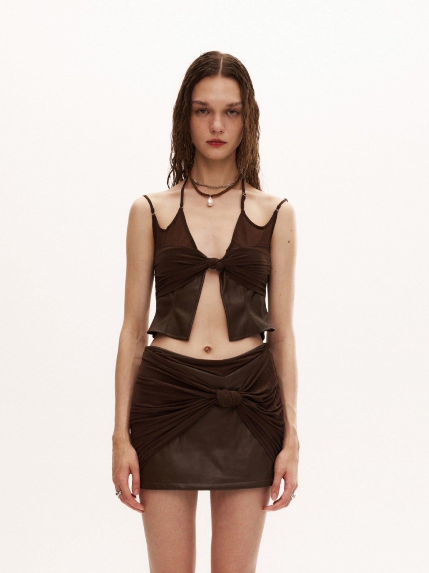 GIAY TOP in brown