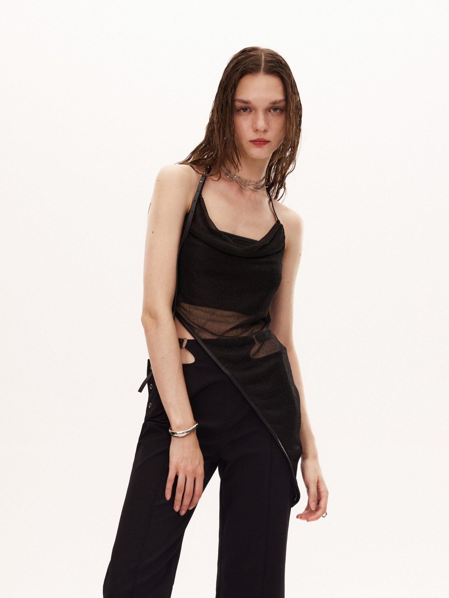JIIN TOP in black