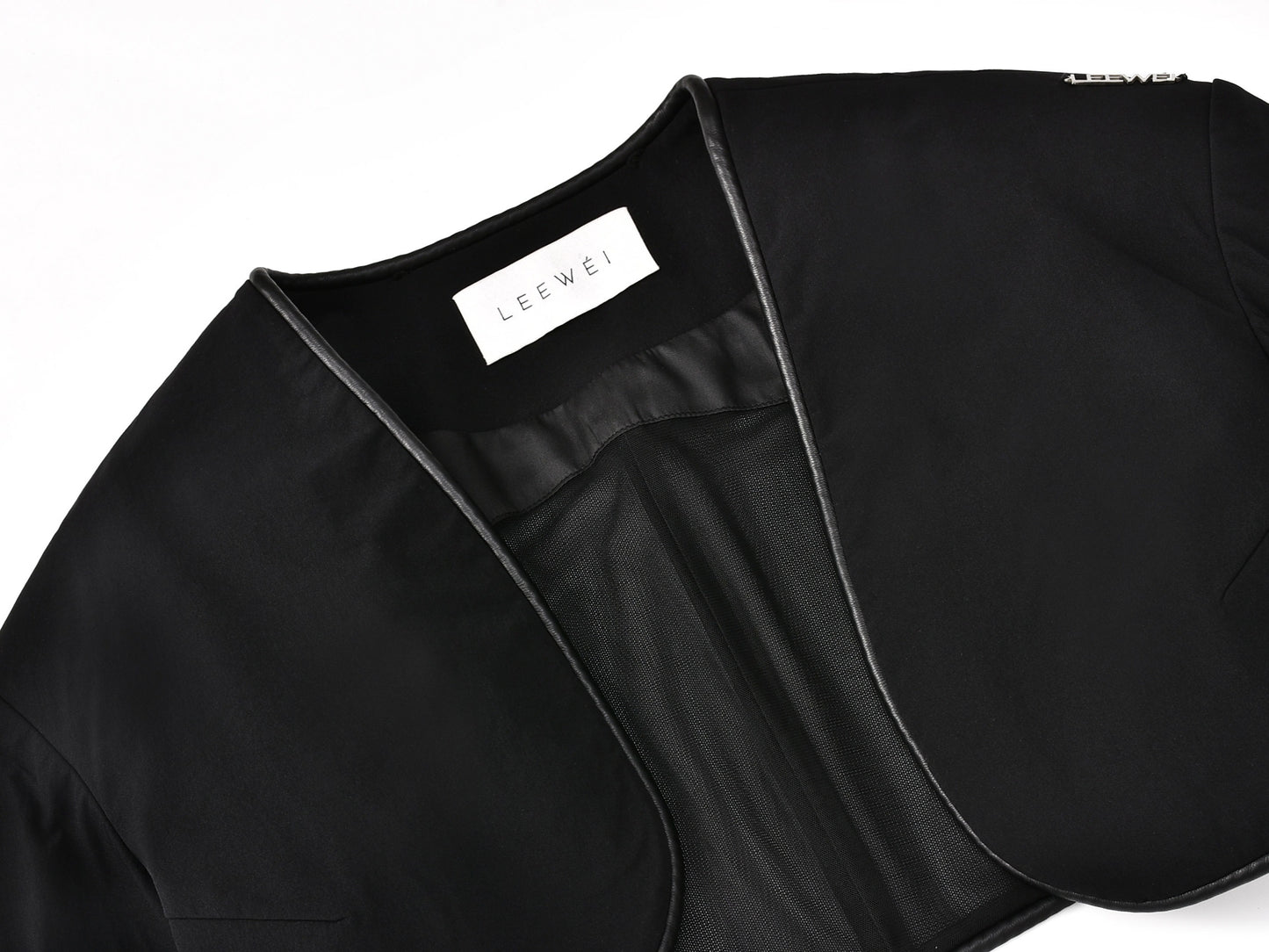 ASOK JACKET in black
