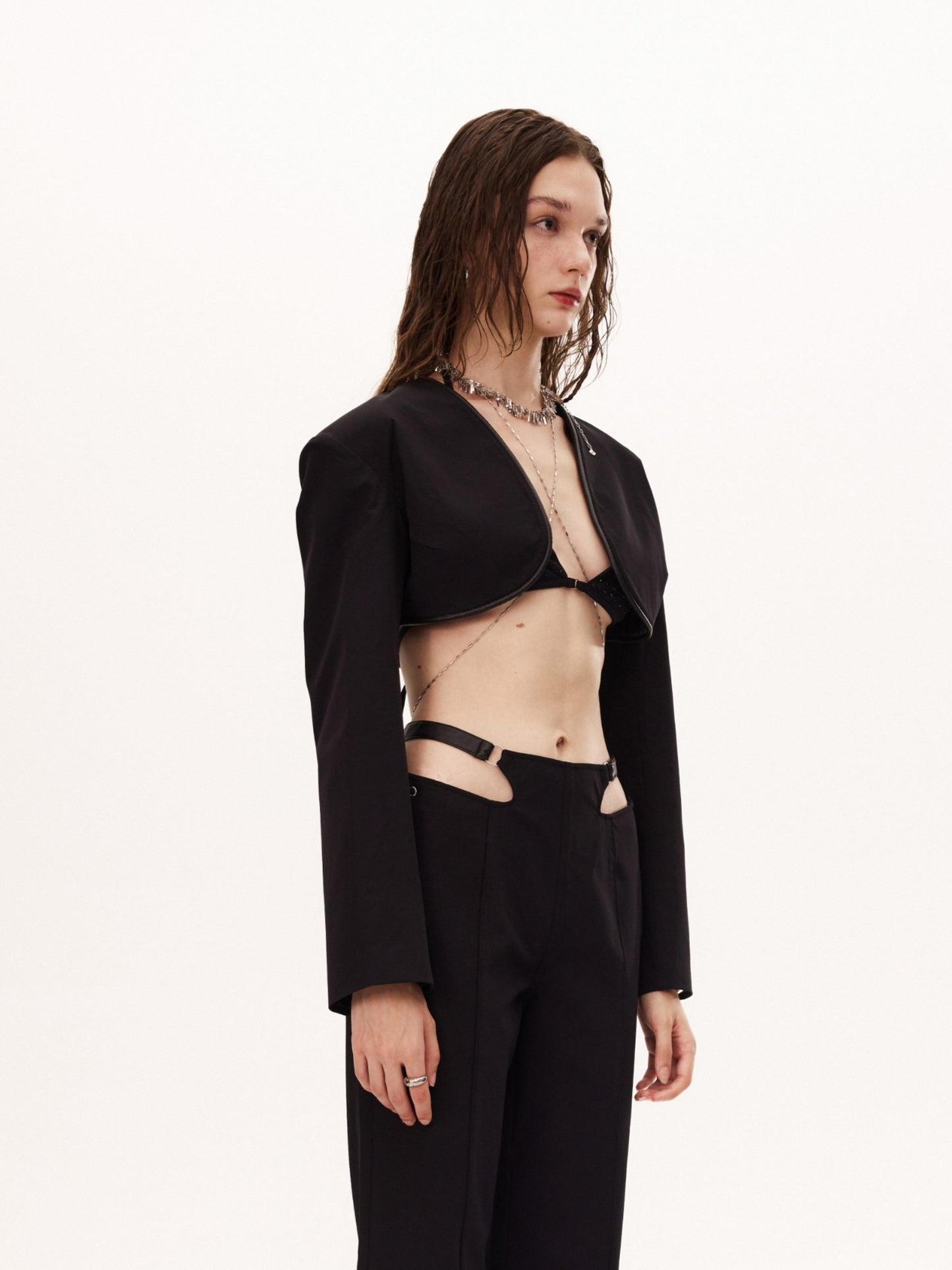 ASOK JACKET in black