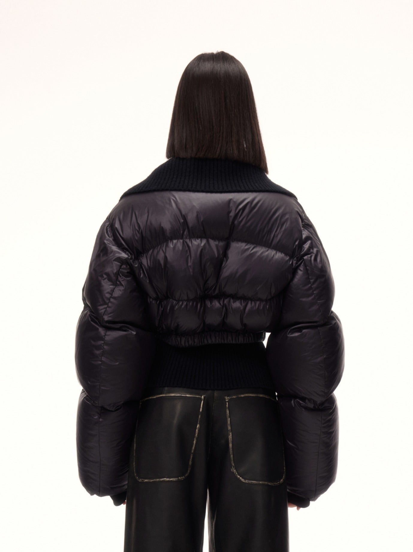 YORA DOWN JACKET in black